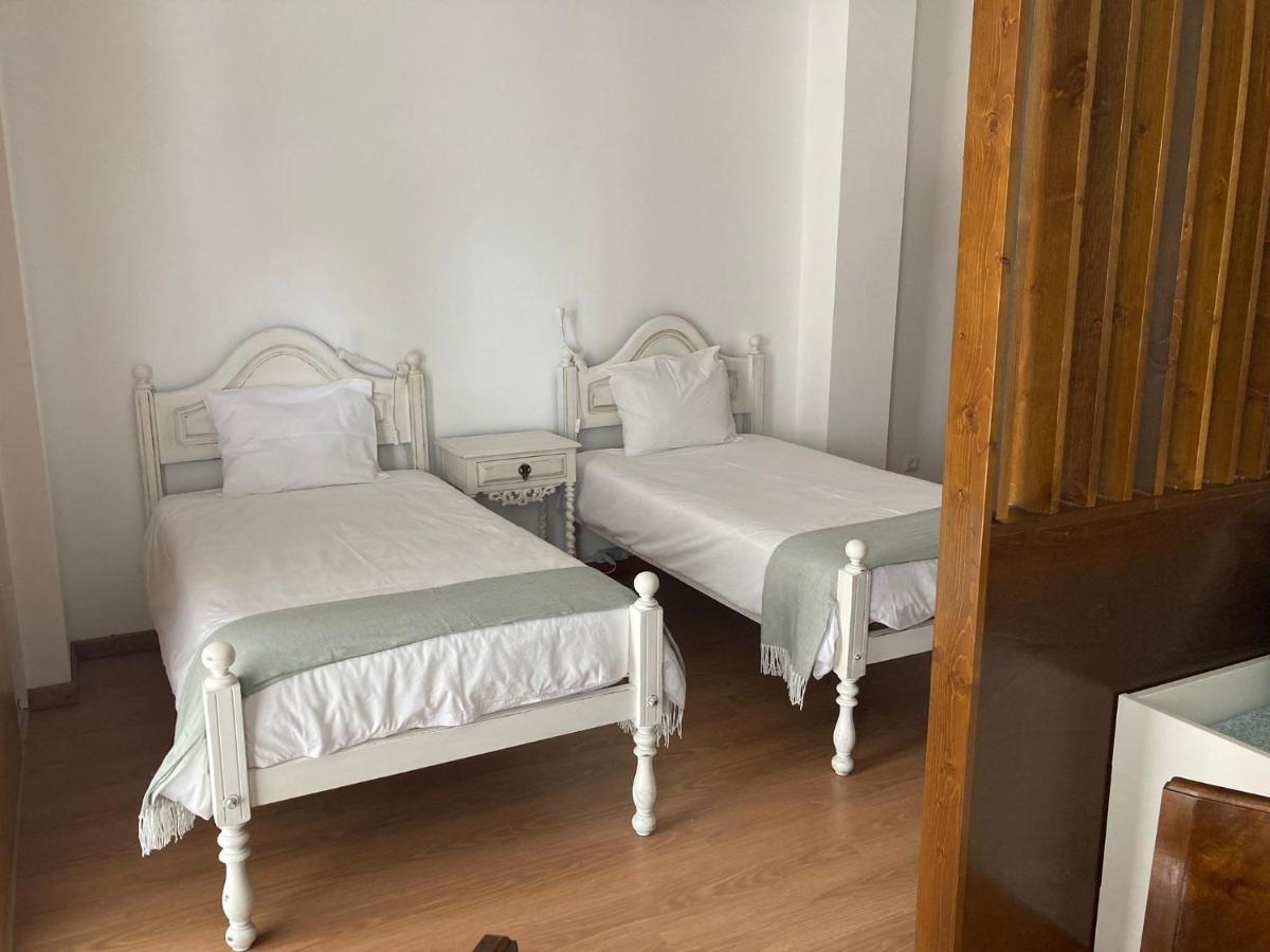Julio De Matos Guest House Porto Luaran gambar