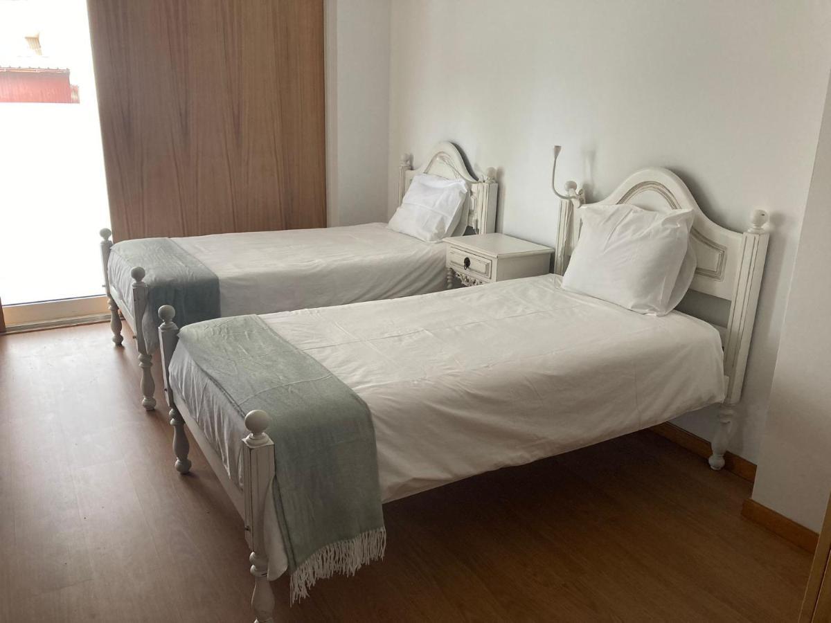 Julio De Matos Guest House Porto Luaran gambar